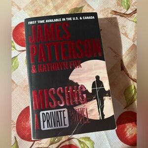 PAPERBACK ➡️ Missing by James Patterson